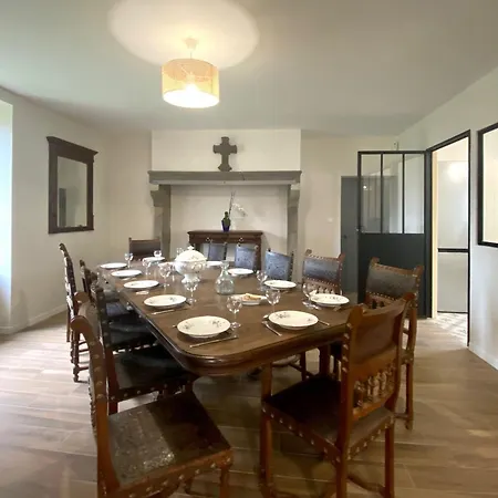 Hétvégi ház Grande Maison Renovee Avec Jardin, Proche De La Basilique De Brioude, Ideale Pour Randonnees Et Sports Nautiques - Fr-1-582-55 *