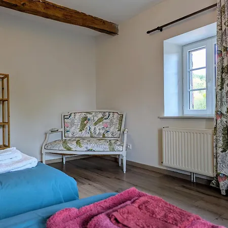 Hétvégi ház Grande Maison Renovee Avec Jardin, Proche De La Basilique De Brioude, Ideale Pour Randonnees Et Sports Nautiques - Fr-1-582-55