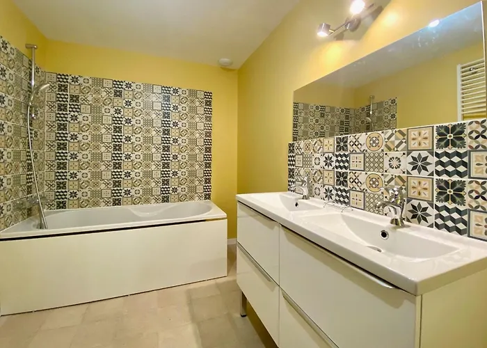 Grande Maison Renovee Avec Jardin, Proche De La Basilique De Brioude, Ideale Pour Randonnees Et Sports Nautiques - Fr-1-582-55 Дом отдыха