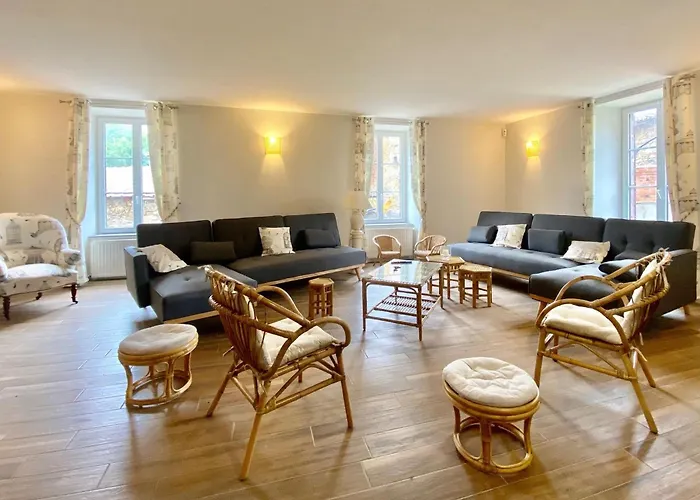 Grande Maison Renovee Avec Jardin, Proche De La Basilique De Brioude, Ideale Pour Randonnees Et Sports Nautiques - Fr-1-582-55 Дом отдыха *